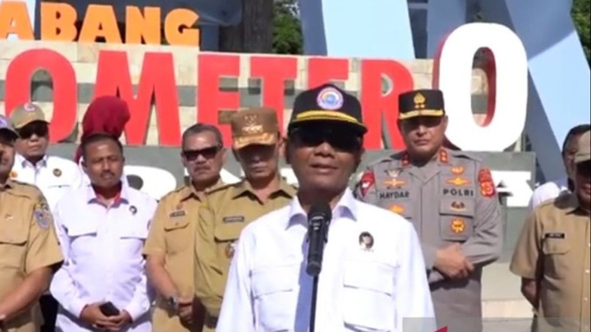 حازمه! الوزير المنسق محفوظ يقول إن الأجانب يجب ألا يمتلكوا الأراضي والجزر في إندونيسيا