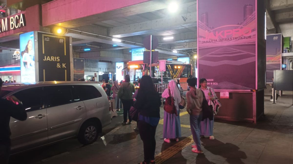 Crane Jatuh di Perlintasan MRT Blok M, Saksi Lihat Ada Percikan Api dan Suara Besi Terseret