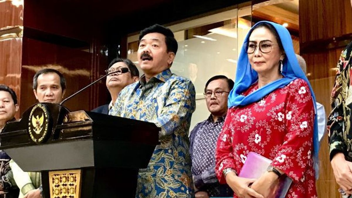 Le ministre des Affaires étrangères de Polhukam assure que Kompolnas baisse directement la surveillance du cas de Vina Cirebon