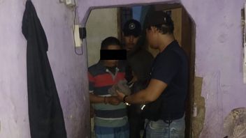 دافع العاطفة، شرطة القبض على مرتكبي الطعن في سوق غابلوك، وسط جاكرتا