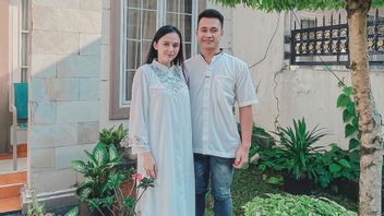 エザ・ジオニーノ・アクイは、シャルの後、メイザ・アウリア・コリサにタラクワンを言った