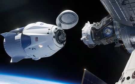 NASA Pilih SpaceX Luncurkan Kargo Pendukung Misi Pendaratan Wanita Pertama di Bulan