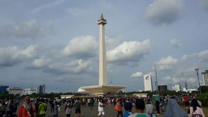 Sunny Jakarta Throughout June 6, Hot Temperature 32 Degrees Celsius