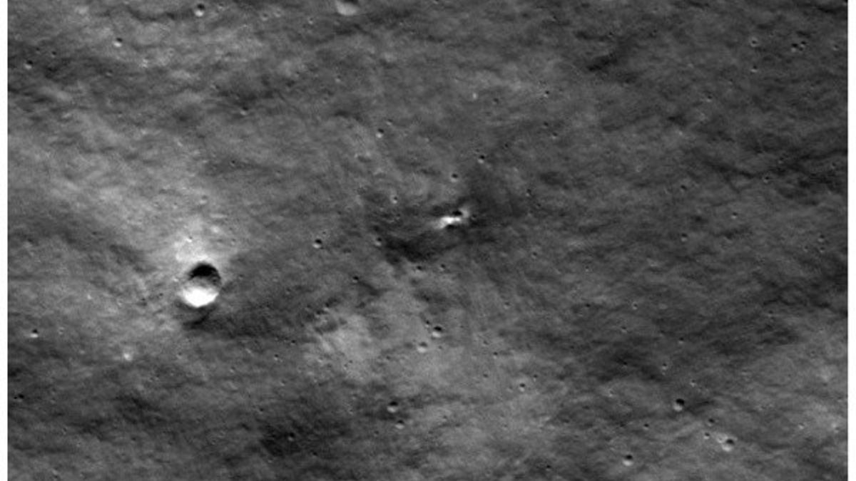 NASA Finds New Crater On The Moon, Allegedly Impact Of Russia's Luna-25 Collision