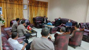 After The Clashes In Central Maluku, The Chairman Of The Kariuw Association Meets With The Maluku Police Chief