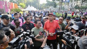 رد رضا باتريا ليكون رئيس فريق RK-Suswono ، Cak Lontong: لا تطلق عليه اسم Lawan Lah