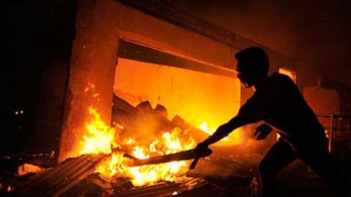 伊姆布雷斯市场火灾，23名消防队员和120人被部署