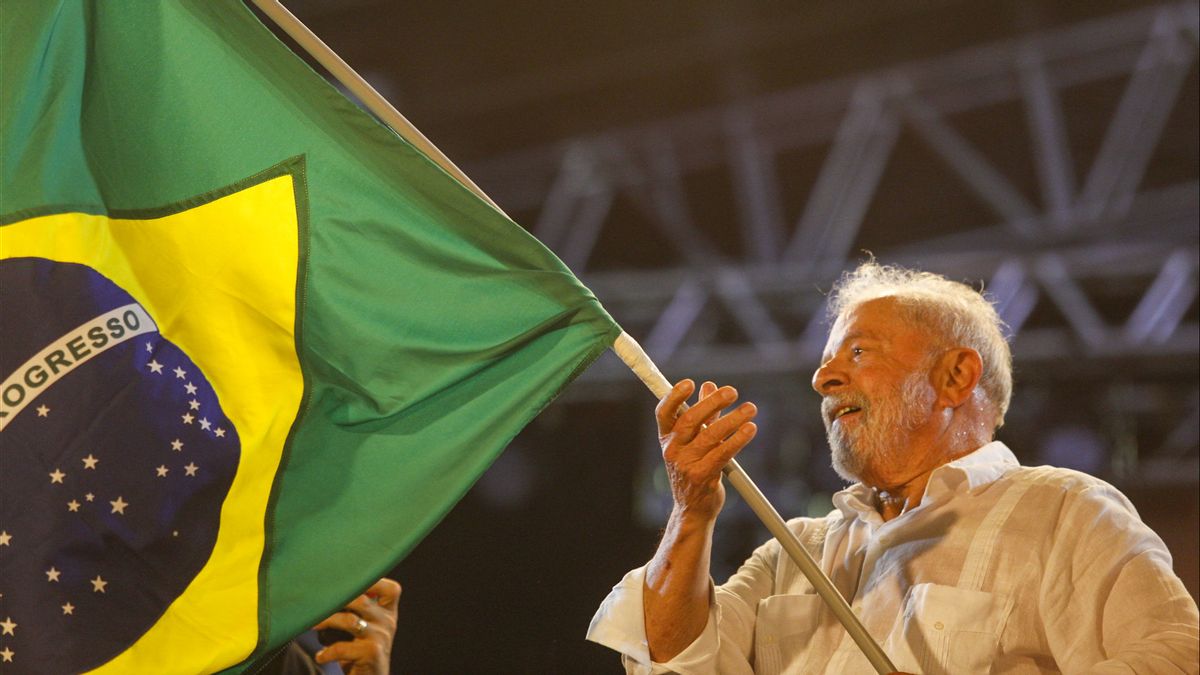 Unggul Tipis, Lula Kalahkan Bolsonaro dalam Pemilihan Presiden Brasil