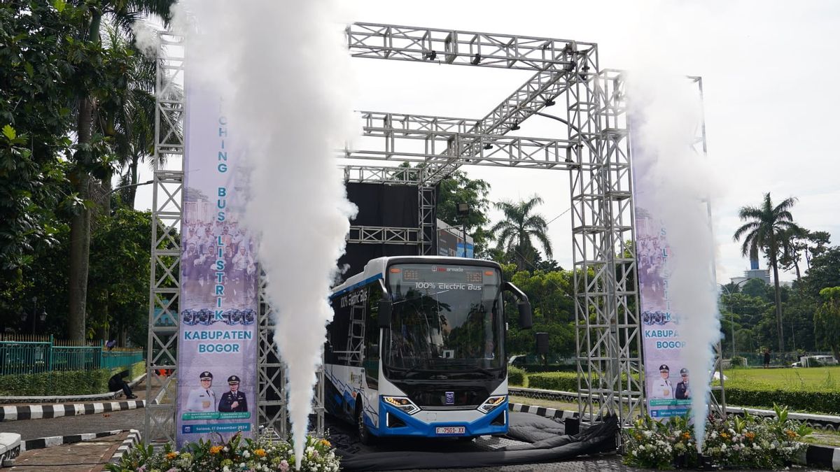 Transportation Innovation: Bogor Regency Government Launches Electric Bus, Sentul-Bojong Gede Becomes First Route