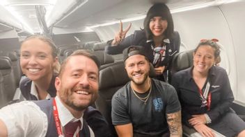 Sengsara Membawa Nikmat: Pria Ini Terbang dengan 'Jet Pribadi' Setelah <i>Delay</i> Selama 18 Jam Akibat Badai