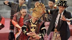 5 Adat Batak Mandailing yang Menjadi Ciri Khas: Sistem Kekerabatan, Bahasa, hingga Busana 