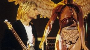 Gitar Rusak Kurt Cobain Terjual Hampir Rp8,92 Miliar dalam Lelang