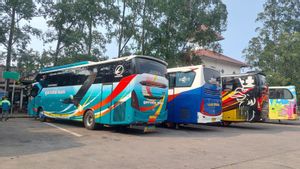  Jelang Mudik Lebaran 2022, Puluhan Bus di Terminal Poris Di-<i>Ramp Check</i>