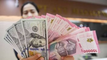 Rupiah Predicted Fluctuating In The Range Of IDR 16,840-16,900 Per US Dollar