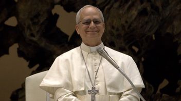 البابا ليو الرابع عشر إلى ترامب: أنا لست سياسيا، أنا أرسل الإنجيل