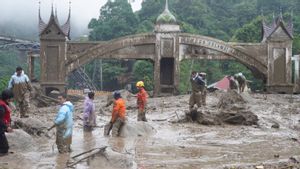    Tujuh Korban Banjir Bandang di Padang Panjang Ditemukan Meninggal