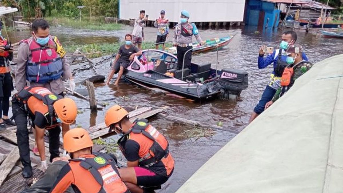 العثور على مواطن ميانمار ينزلق من فوق السفينة ميتا في نهر باريتو