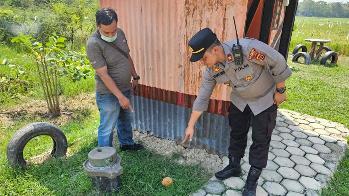 Brimob Team Identify Grenade Finding Residents Across Jambi City