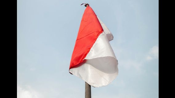 الشرطة اعتقال الأحمر والأبيض العلم الموقد في لامبونج الذي VIdeonya تحميلها على FB