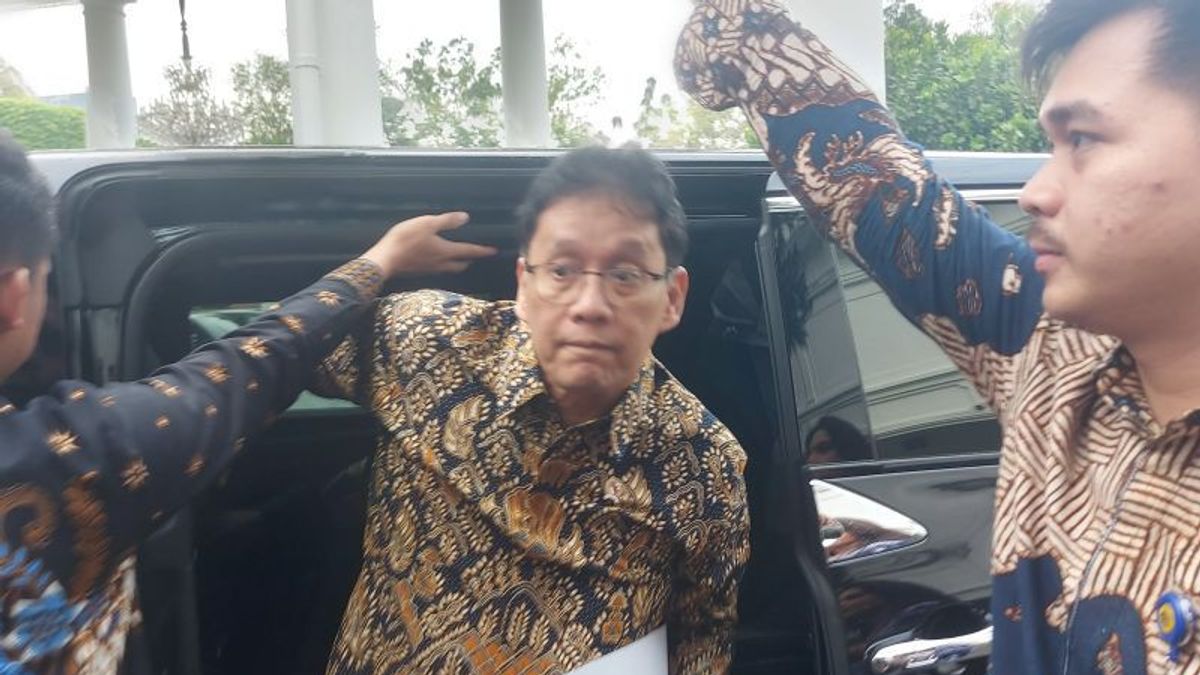プルバヤは数百人のエセロン役員を任命し、財政的健全性と財政健全性を維持するよう促す