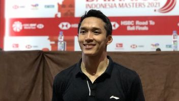 Il N’a Fallu Que 35 Minutes Pour Battre Liew Daren, Jonatan Christie S’est Qualifié Pour Le Deuxième Tour De L’Open D’Indonésie 2021.