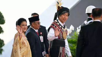 Hadiri Sidang Tahunan MPR, Jokowi Kenakan Baju Adat Maluku, Maruf Betawi