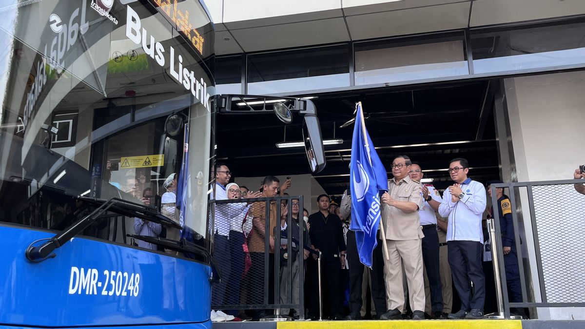 Transjakarta And MRT Tariffs Return To Normal After A Week Of Freeness