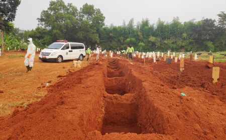 Siasat Pengelola TPU Bambu Apus, Pangkas Ukuran Makam Demi Tampung Jenazah COVID-19