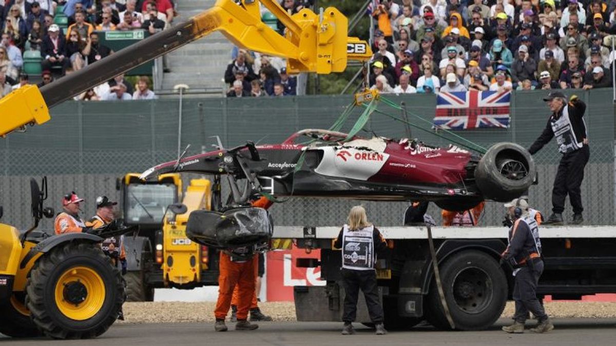 周観之事故、イギリスGPは延期される