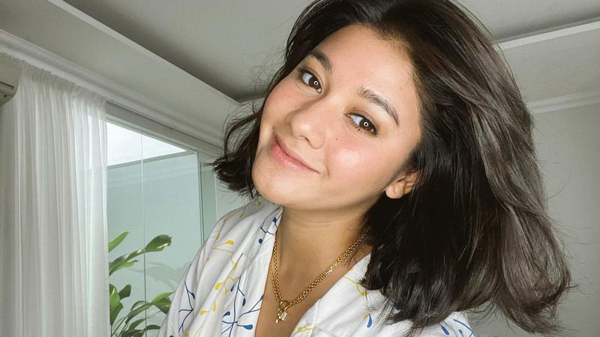 This One Photo Makes Netizens Believe Naysilla Mirdad Is A Convert