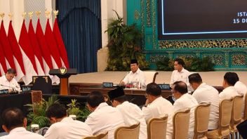 Prabowo reminds ministers to work hard for post-disaster rehabilitation of Sumatra