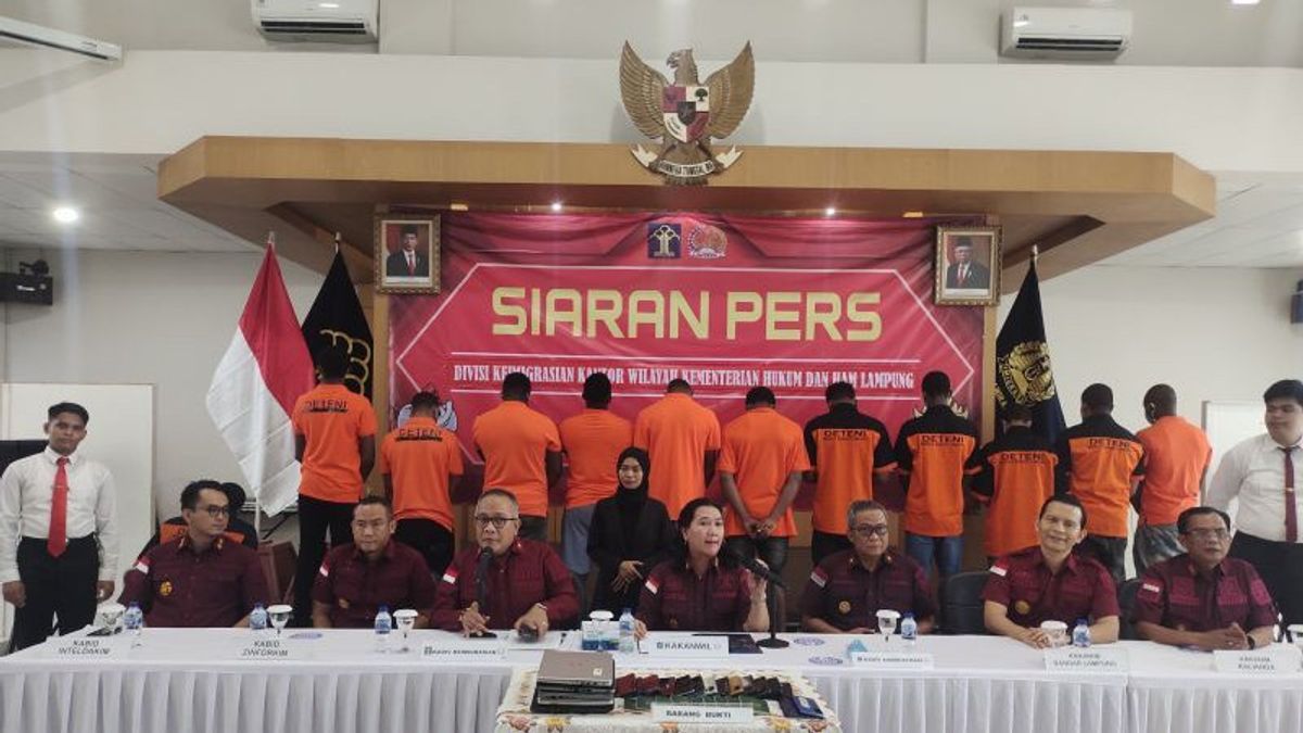 12 Nigerian Foreigners Overstay Arrested In Lampung, Some Have Married Indonesian Citizens