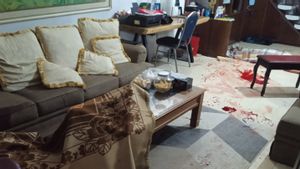 Yesterday, The Case Of Children Killing Fathers And Grandmothers In Lebak Bulus, The Perpetrator Was Arrested While His Hands Were Covered In Blood