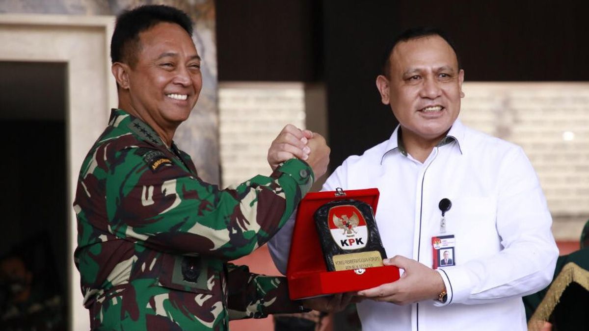 The KPK Handed Over Asset In The Form Of Land With A Value Of IDR 20.2 Billion To The Indonesian Army