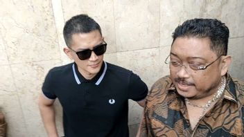 Jalani Pemeriksaan Kasus Video Syur, Rezky Aditya Dicecar 22 Pertanyaan