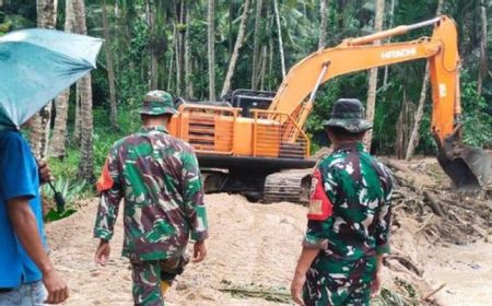 Sejumlah Daerah Terdampak Banjir Bandang di Tapsel, Tim Gabungan Bersihkan Material