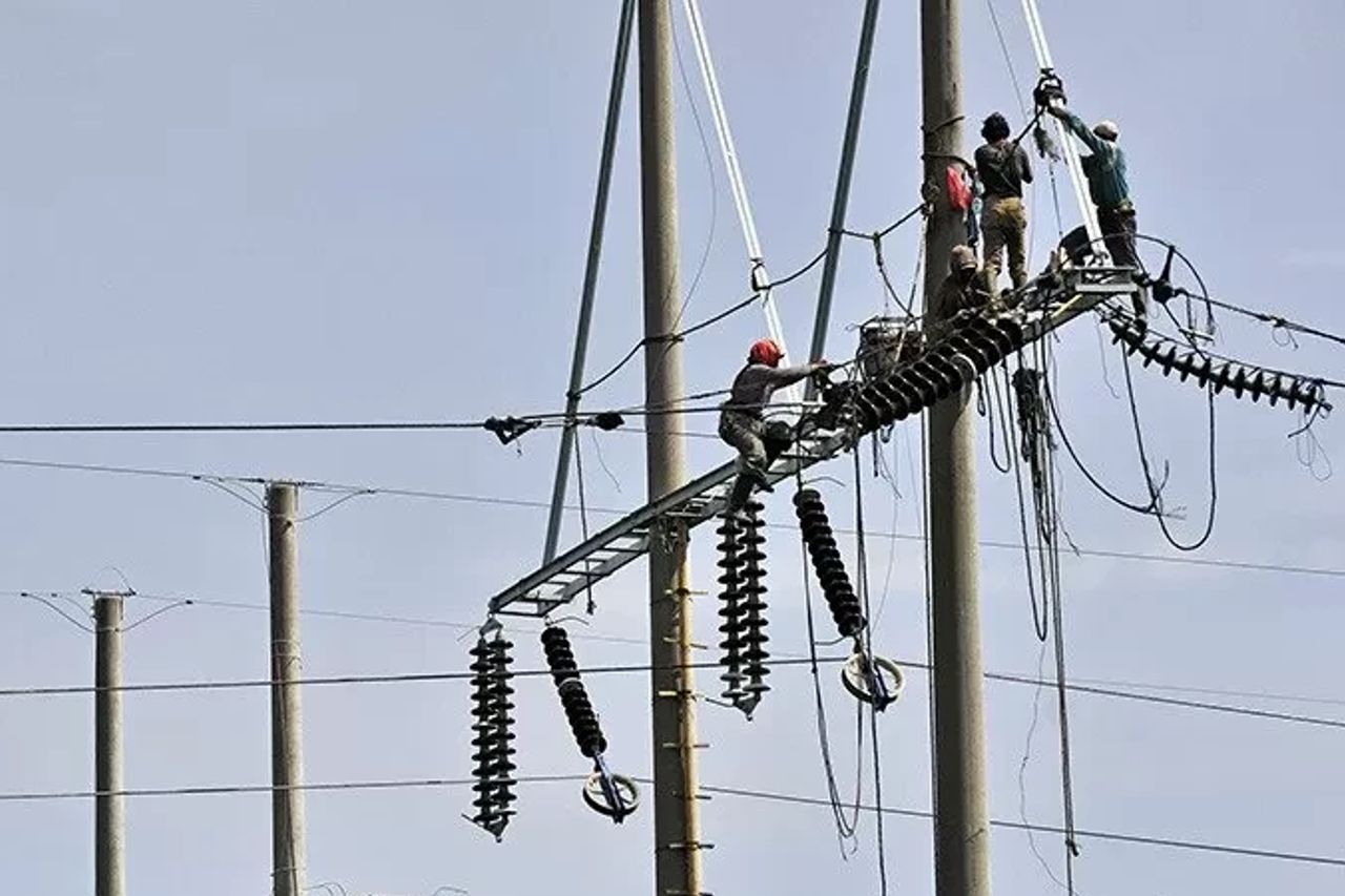 バントゥールでは電気ショックによる死者数が横行しており、警察は雨季の潜在的な危険を思い出させています