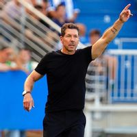 Diego Simeone Tak Akan Kabur Menghadapi Kritik setelah Performa Buruk Atletico Madrid