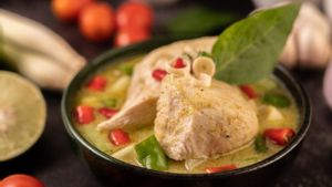 Opor Ayam Selalu Ada Saat Lebaran, Tapi Tak Banyak yang Tahu Ceritanya
