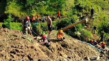 Bukit As High As 50 Meters Overwhelm Wonogiri Residents On Farming, SAR Conducts Search