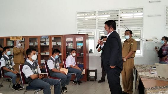 Gubernur Sumsel Minta Guru Tingkatkan Kemampuan Penggunaan Teknologi digital untuk Menjaga Mutu Sekolah Daring