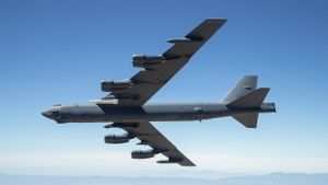 AS Sukses Uji Coba Peluncuran Sepasang Rudal Hipersonic, Dibawa Pesawat Pengebom B-52H