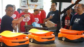 ポスインドネシアは、サービスを改善するためにロボット技術とRFIDを使用しています