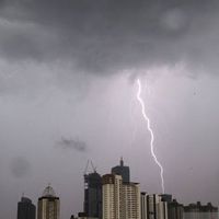Lampung dan Merauke Berpotensi Hujan Petir, BMKG Keluarkan Peringatan