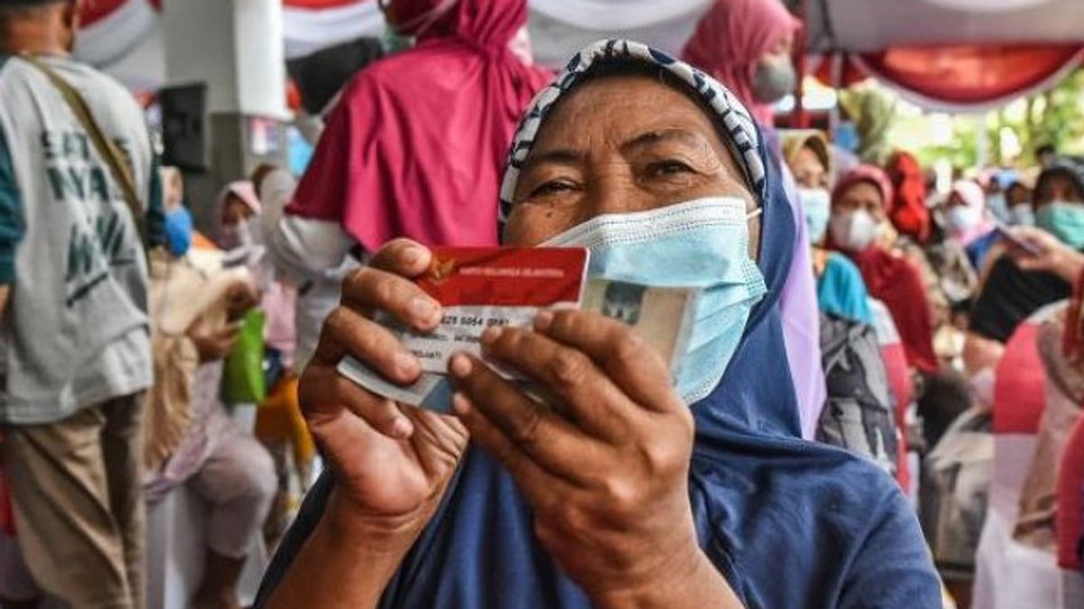 BLT Minyak Goreng di Kota Madiun Cair, Masyarakat Dapat Rp300 Ribu