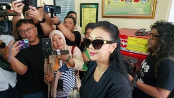 Lawyers Make Sure The Reason For Divorce Asri Welas And Divorced Galiech Ridha Is Not Because Of Salah Gaul