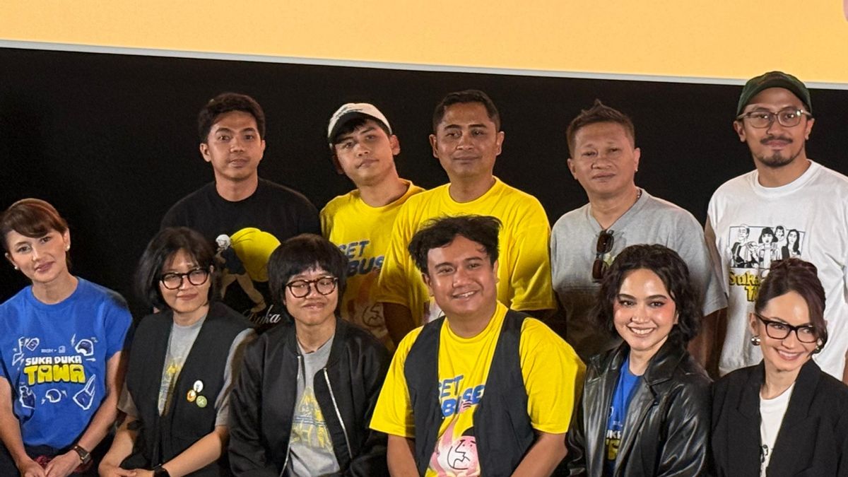 Emon and Arif Brata Perdana stars act seriously in the film "Suka Duka Tawa"