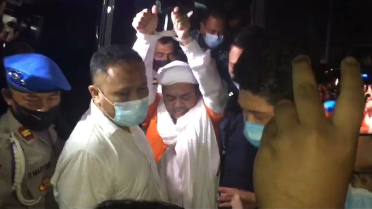 Arrested By The Police, Rizieq: Allahuakbar, The Struggle To Continue, Stop The Legal Discrimination