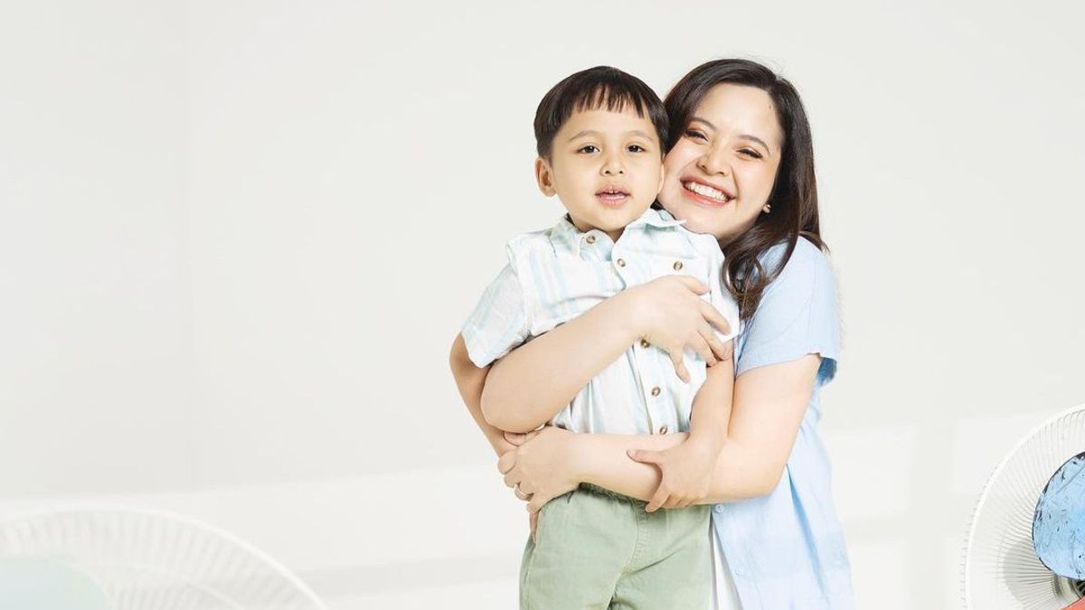 Tasya Kamila Ready To Debut Her Son As A Child Singer