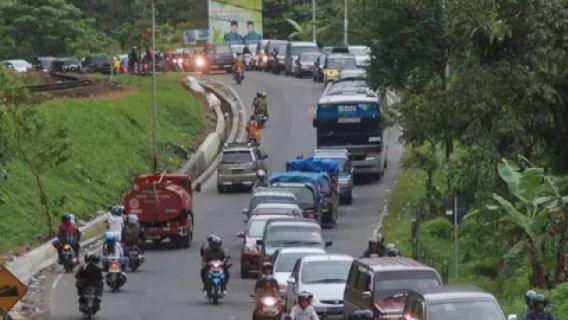 منع الازدحام ، شرطة Bukittinggi تعد طرقا بديلة